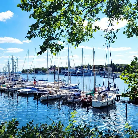 Grosse Mit Traumhaftem Hafenblick Von 