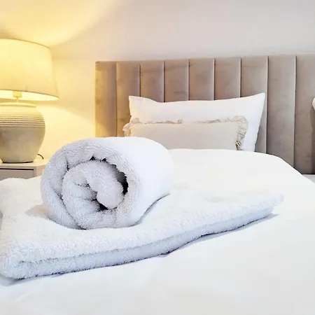 Grosse Mit Traumhaftem Hafenblick Von 