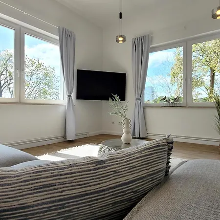 Grosse Mit Traumhaftem Hafenblick Von 