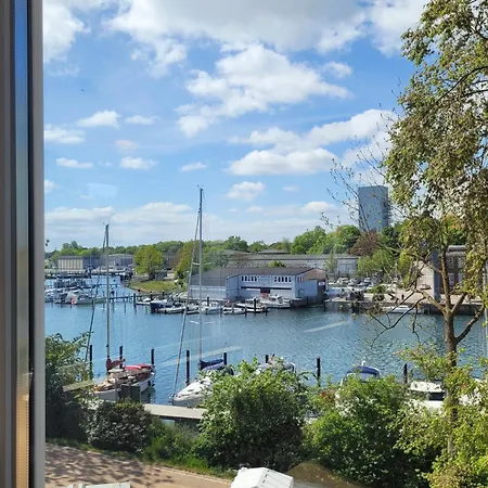 Apartment Grosse Mit Traumhaftem Hafenblick Von 